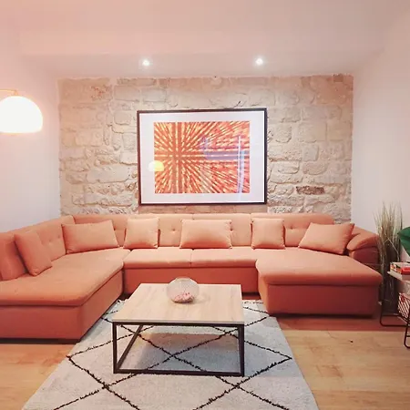 Apartament Loft Familial Au Coeur De Avec Clim, Arcade Et Baby-foot Proche Republique Et Canal St Martin Paryż