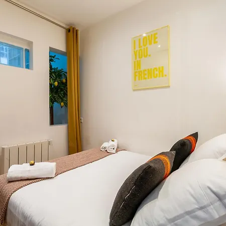 Spacious & Bright Loft パリ