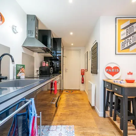 Loft Familial Au Coeur De Avec Clim, Arcade Et Baby-foot Proche Republique Et Canal St Martin *