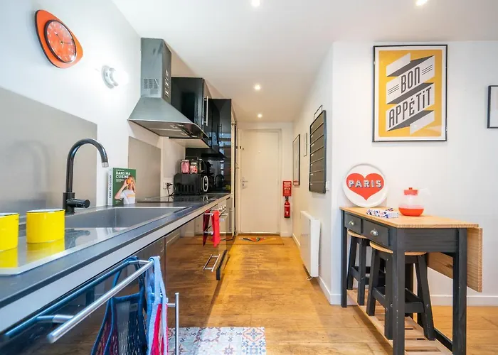 Spacious & Bright Loft *